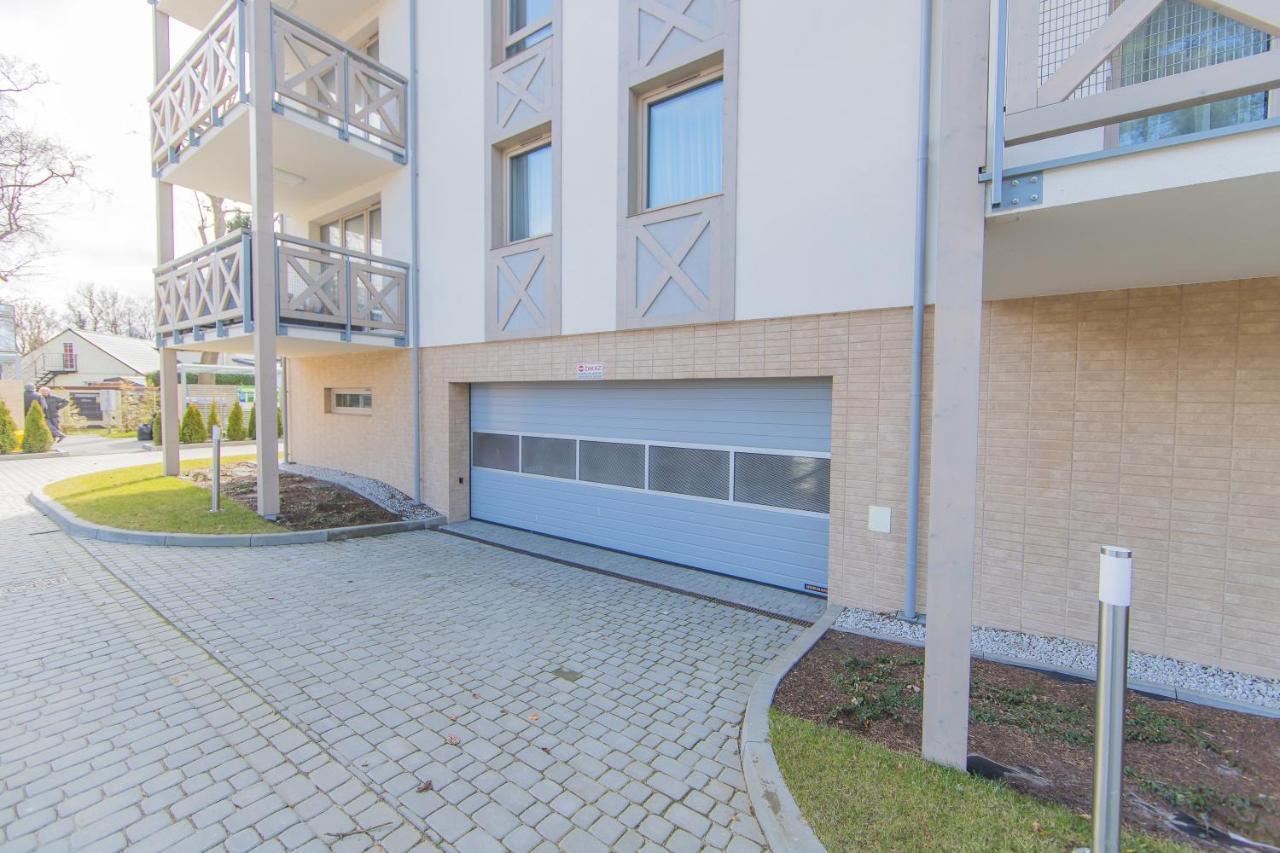 Mi Casa Holidays Rezydencja Park Миелно Екстериор снимка