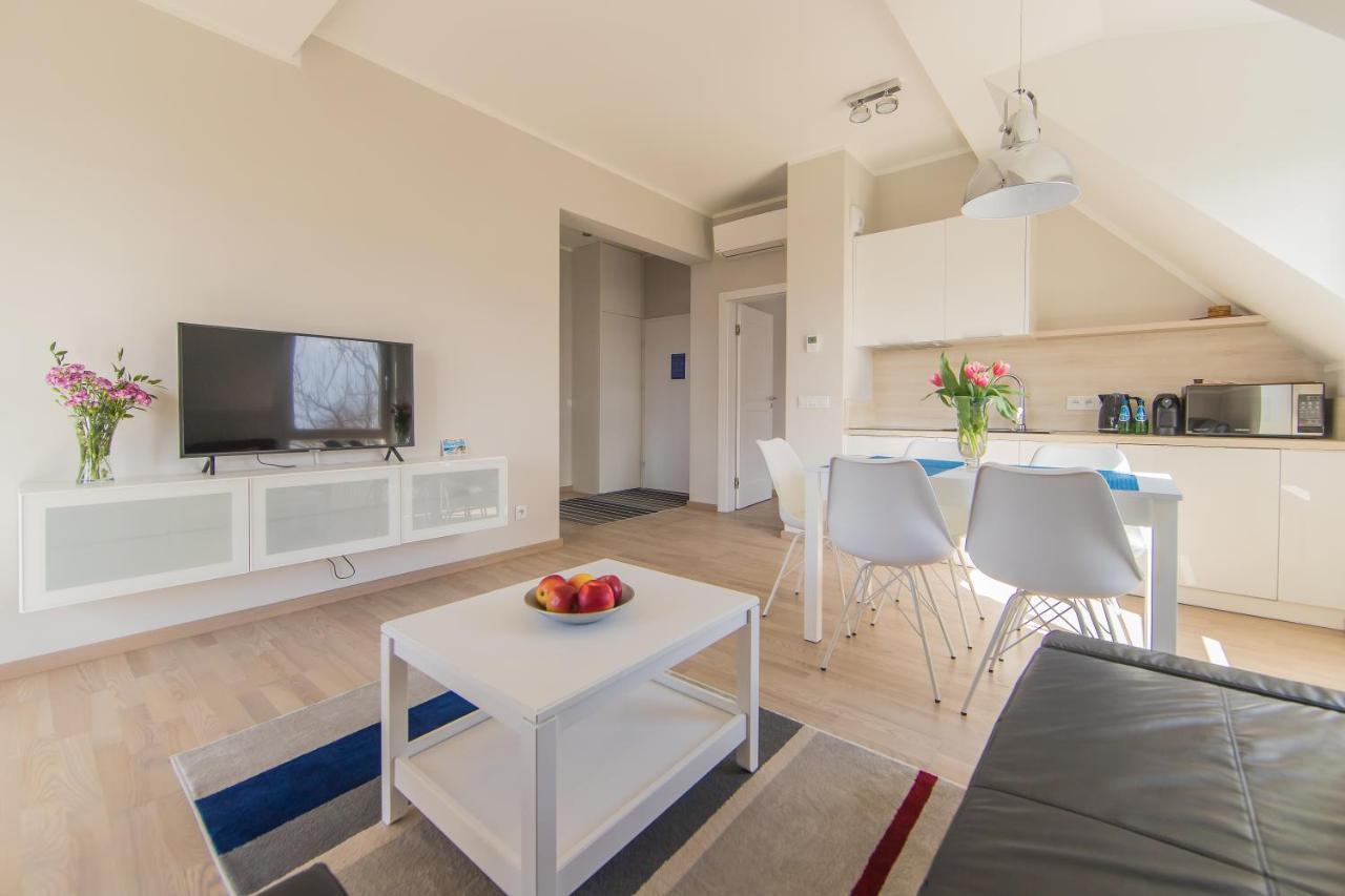 Mi Casa Holidays Rezydencja Park Миелно Екстериор снимка
