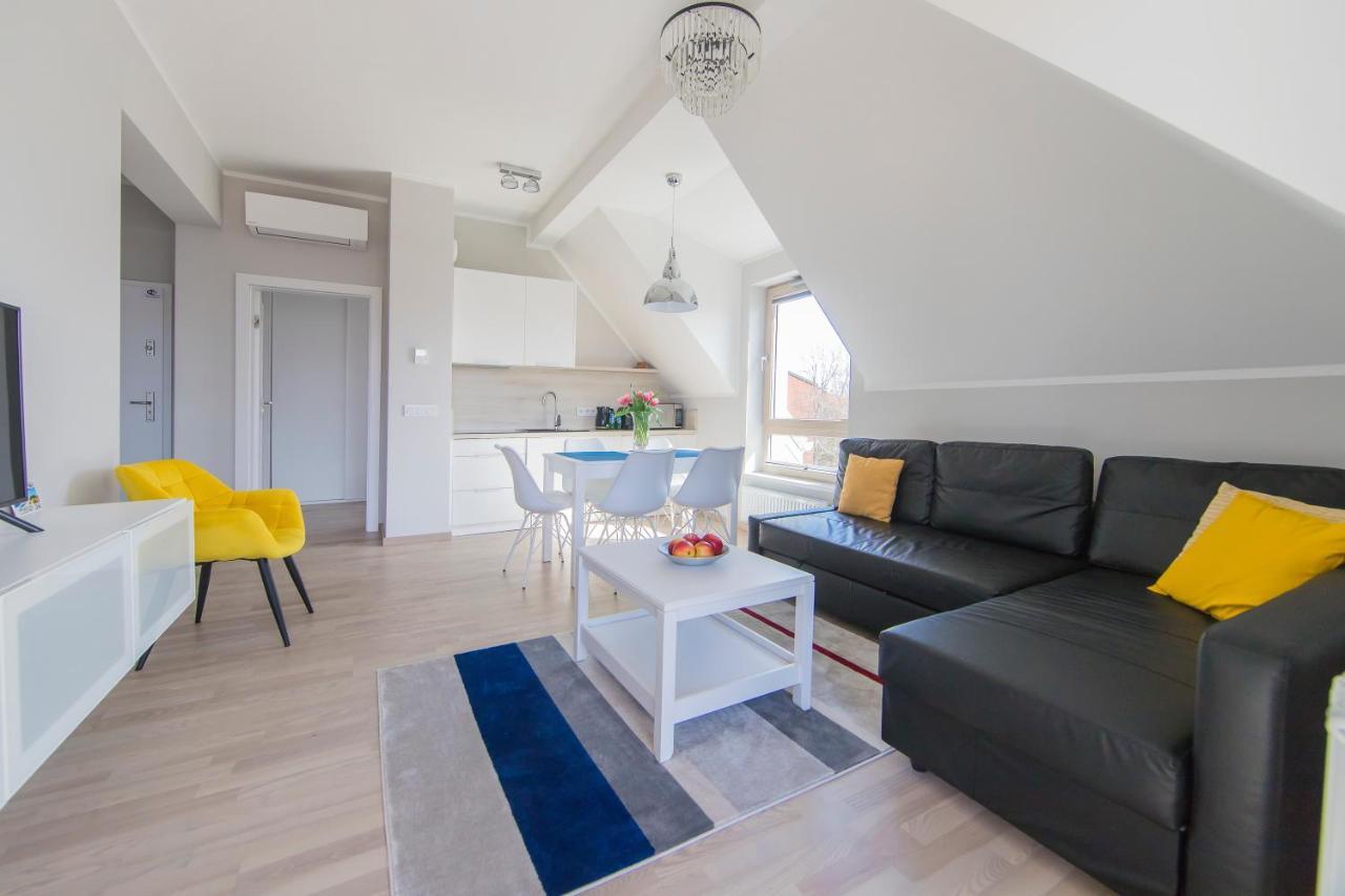 Mi Casa Holidays Rezydencja Park Миелно Екстериор снимка