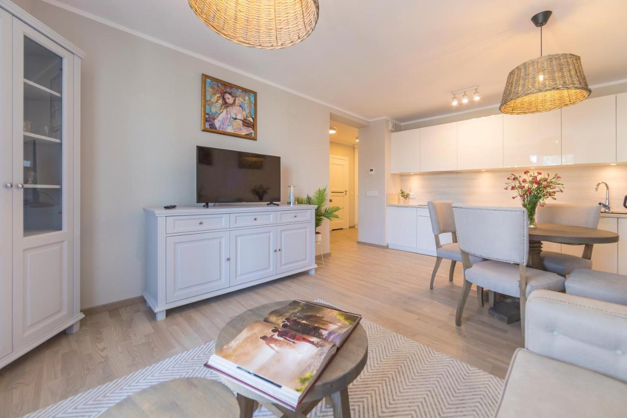 Mi Casa Holidays Rezydencja Park Миелно Екстериор снимка
