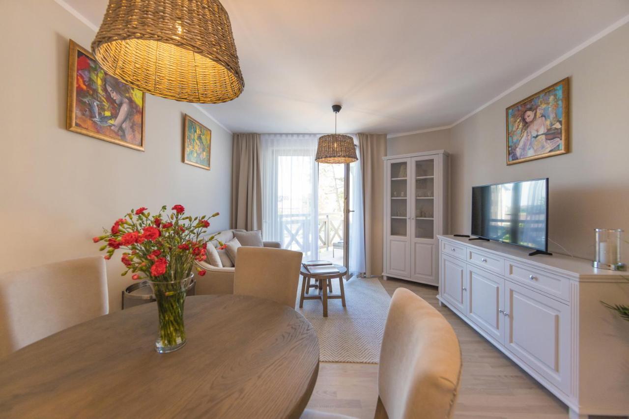 Mi Casa Holidays Rezydencja Park Миелно Екстериор снимка